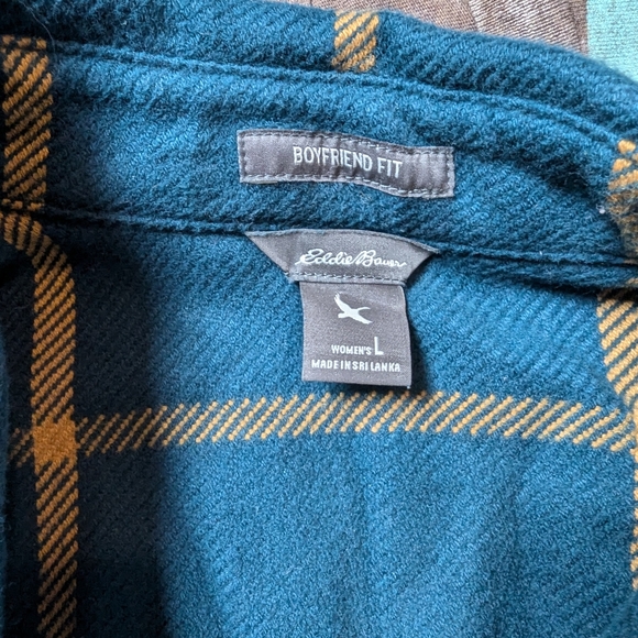 Shacket - Picture 3 of 6